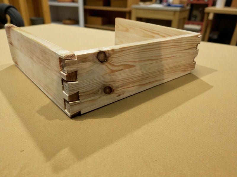 Погрешна ширина и Dovetail спојка