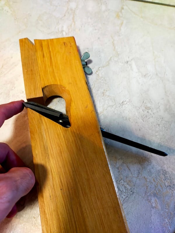 shoulder plane strug 6