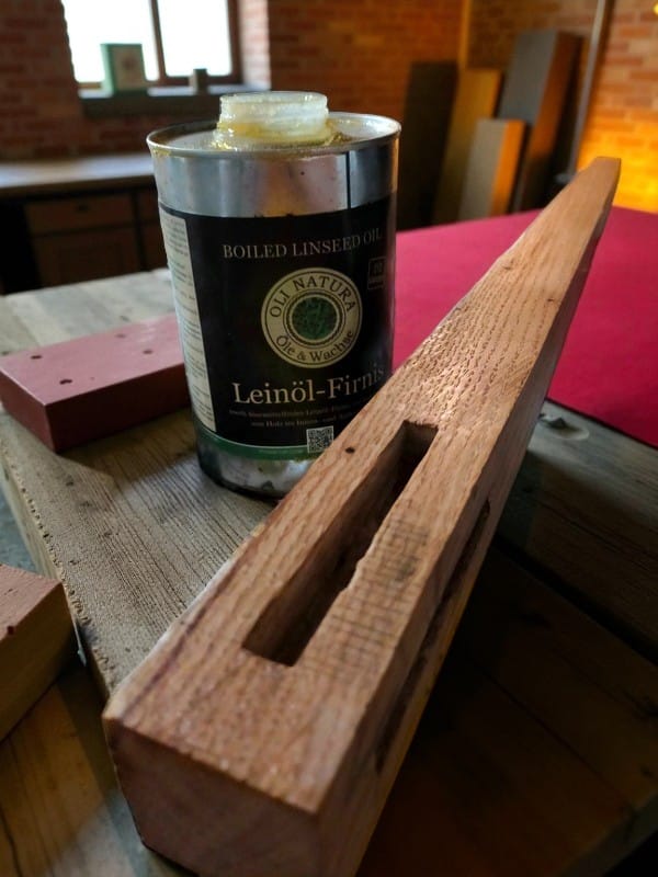 Mortise вдлабнатина на ногарка